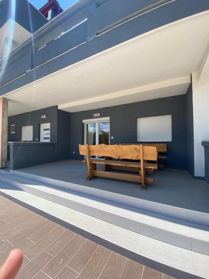 Apartmani Janja Starigrad Paklenica Exterior foto